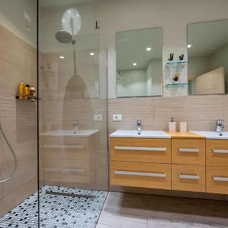 Casavacanza Orchidea 2 *