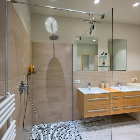 Apartamento Casavacanza Orchidea 2 *
